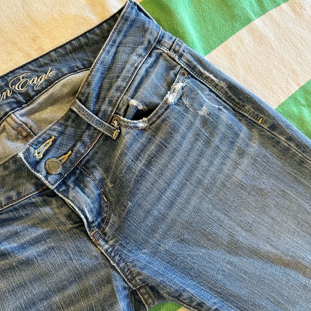 American Eagle pants. Size 4. Like new! Great condition. - Picture 5 of 7